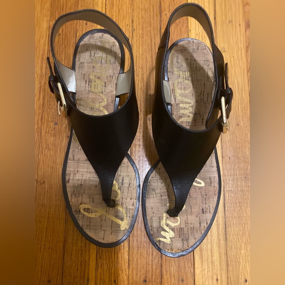 Sam Edelman black leather sandals with gold heel - Picture 2 of 6